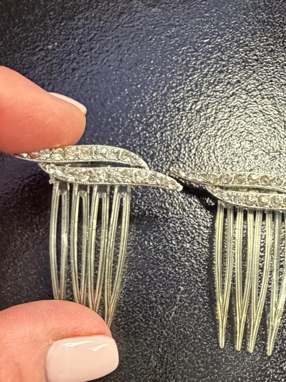 Vintage Silver-Tone Rhinestone Leaf Hair Combs – Matching Pair